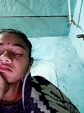 Snapshot of PoojaPleasure chatting on 11/11/25, 07:14 PoojaPleasure online show from 11/11/25, 07:14