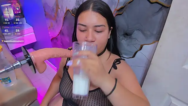 mey velvet online show from 10/25/25, 11:40