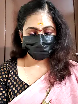 Snapshot of Sweetie_swetha37 chatting on 09/19/25, 07:21 Sweetie swetha37 online show from 09/19/25, 07:21