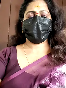 Snapshot of Sweetie_swetha37 chatting on 09/20/25, 07:37 Sweetie swetha37 online show from 09/20/25, 07:37