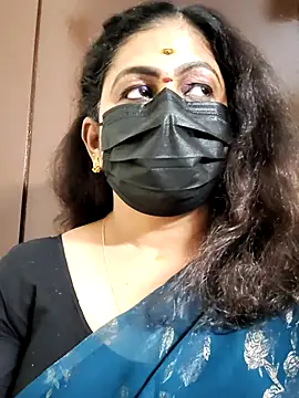 Snapshot of Sweetie_swetha37 chatting on 09/22/25, 03:25 Sweetie swetha37 online show from 09/22/25, 03:25