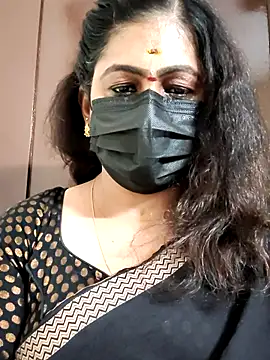 Snapshot of Sweetie_swetha37 chatting on 09/25/25, 08:07 Sweetie swetha37 online show from 09/25/25, 08:07