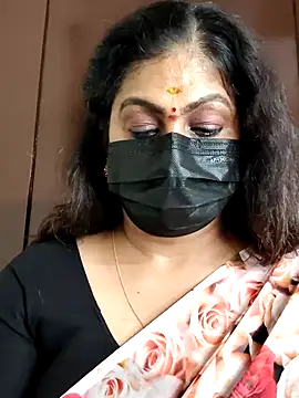 Snapshot of Sweetie_swetha37 chatting on 09/27/25, 10:04 Sweetie swetha37 online show from 09/27/25, 10:04