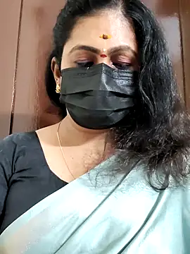 Snapshot of Sweetie_swetha37 chatting on 10/01/25, 05:30 Sweetie swetha37 online show from 10/01/25, 05:30