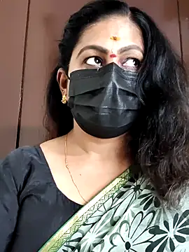 Snapshot of Sweetie_swetha37 chatting on 10/02/25, 06:04 Sweetie swetha37 online show from 10/02/25, 06:04