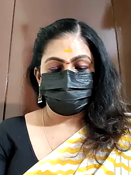 Snapshot of Sweetie_swetha37 chatting on 10/13/25, 06:41 Sweetie swetha37 online show from 10/13/25, 06:41