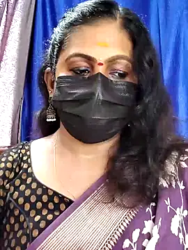 Snapshot of Sweetie_swetha37 chatting on 10/16/25, 05:52 Sweetie swetha37 online show from 10/16/25, 05:52