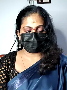 Snapshot of Sweetie_swetha37 chatting on 10/16/25, 07:04 Sweetie swetha37 online show from 10/16/25, 07:04