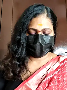 Snapshot of Sweetie_swetha37 chatting on 10/18/25, 08:53 Sweetie swetha37 online show from 10/18/25, 08:53