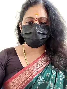 Snapshot of Sweetie_swetha37 chatting on 11/12/25, 12:49 Sweetie swetha37 online show from 11/12/25, 12:49