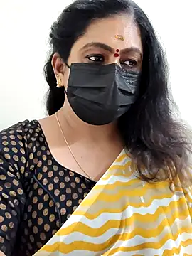 Snapshot of Sweetie_swetha37 chatting on 11/28/25, 01:58 Sweetie swetha37 online show from 11/28/25, 01:58