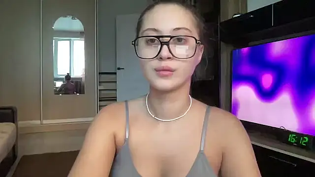 Snapshot of StellarAlice chatting on 11/28/25, 11:13 StellarAlice online show from 11/28/25, 11:13