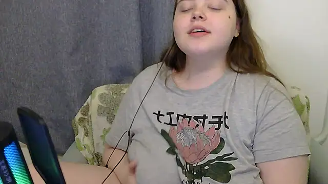 brattyprincessemma online show from 11/04/25, 07:13