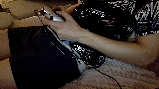 Breezydicksn online show from 10/16/25, 04:35