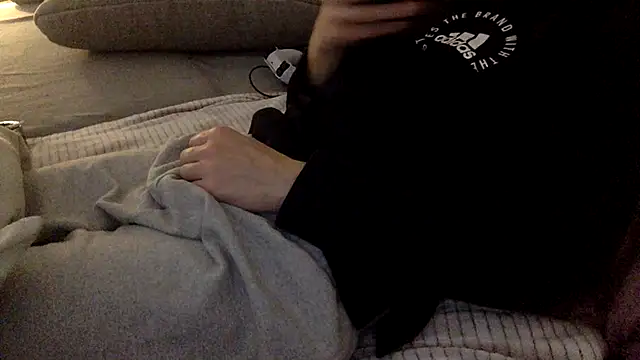 Breezydicksn online show from 10/31/25, 05:58