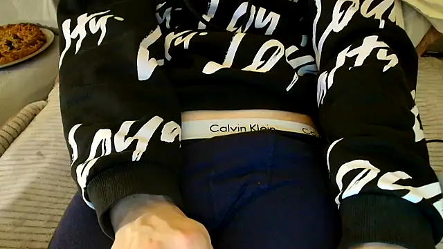 Breezydicksn online show from 12/01/25, 10:04