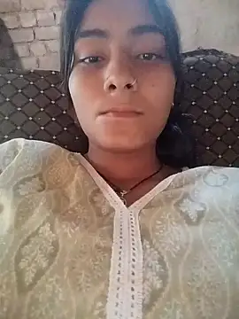 Snapshot of Mohni_singh chatting on 10/19/25, 08:04 Mohni singh online show from 10/19/25, 08:04