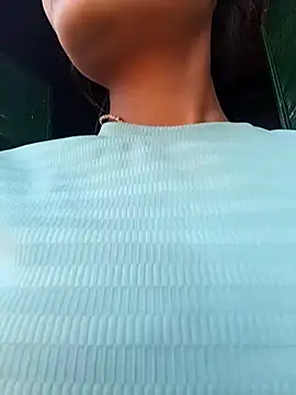 Snapshot of Mohni_singh chatting on 11/29/25, 07:11 Mohni singh online show from 11/29/25, 07:11