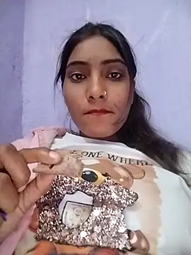 Snapshot of Mohni_singh chatting on 12/03/25, 04:05 Mohni singh online show from 12/03/25, 04:05