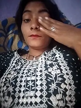 Snapshot of Mohni_singh chatting on 12/04/25, 07:55 Mohni singh online show from 12/04/25, 07:55