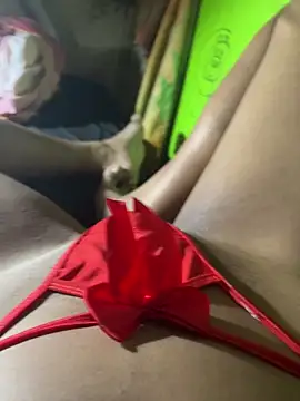 Snapshot of seductivezoey24 chatting on 10/18/25, 05:25 seductivezoey24 online show from 10/18/25, 05:25