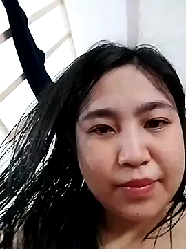 Minn-cute online show from 05/16/26, 02:41