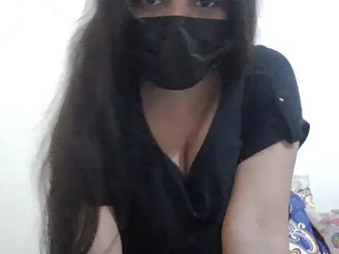 Snapshot of Little_toy_girl chatting on 04/28/26, 05:56 Little toy girl online show from 04/28/26, 05:56