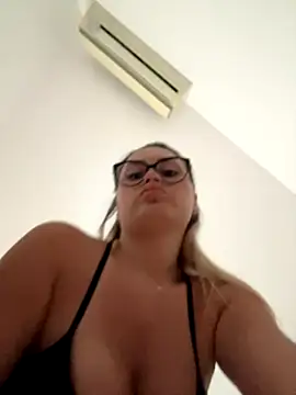 KayaAzur online show from 10/06/25, 06:44