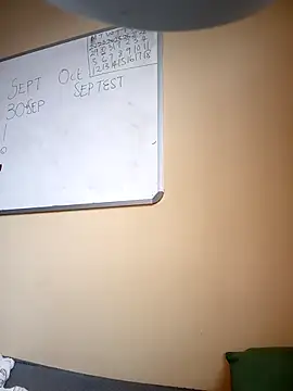 Freakysluttt online show from 09/27/25, 06:07