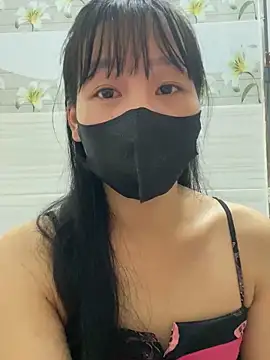 Meowwn online show from 10/20/25, 05:13