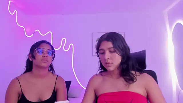 Cherrydollxx online show from 10/10/25, 12:04