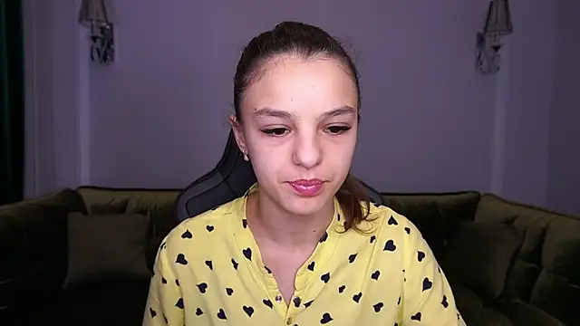 AnitaBambie online show from 11/29/25, 01:47