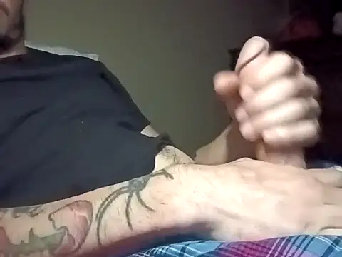 Snapshot of StirringFraction chatting on 09/22/25, 08:33 StirringFraction online show from 09/22/25, 08:33