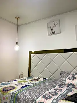 millycute18  online show from 10/21/25, 12:39