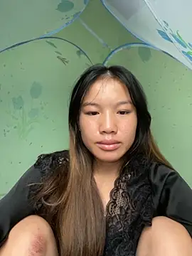 QueenLink online show from 10/04/25, 03:37