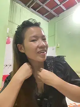 QueenLink online show from 10/15/25, 04:29