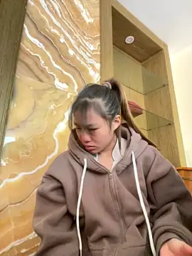 QueenLink online show from 10/22/25, 03:51