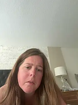 hornykitty1210 online show from 06/11/26, 03:32