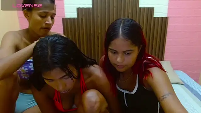 Lulu James online show from 10/09/25, 05:44