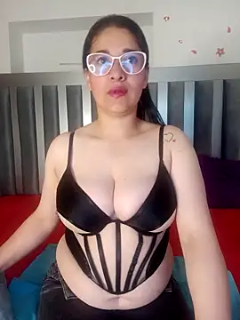 Snapshot of Alana_steel_1 chatting on 09/14/25, 12:04 Alana steel 1 online show from 09/14/25, 12:04