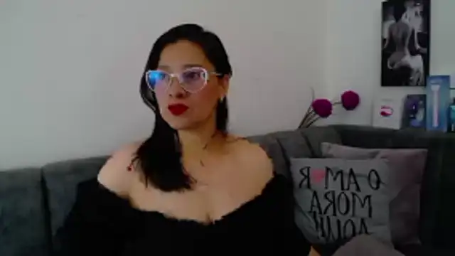 Snapshot of Alana_steel_1 chatting on 01/10/26, 12:07 Alana steel 1 online show from 01/10/26, 12:07