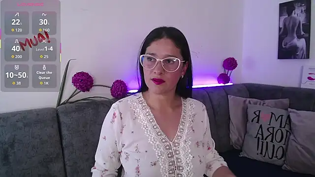 Snapshot of Alana_steel_1 chatting on 02/12/26, 07:31 Alana steel 1 online show from 02/12/26, 07:31