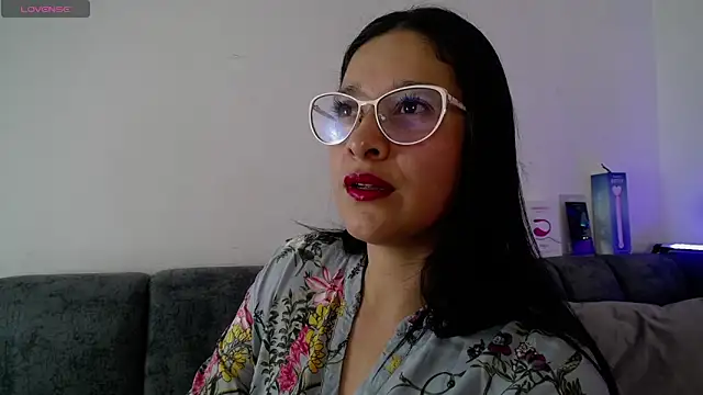 Snapshot of Alana_steel_1 chatting on 02/20/26, 07:36 Alana steel 1 online show from 02/20/26, 07:36