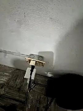 Snapshot of MexicanoPuebla23 chatting on 12/14/25, 11:37 MexicanoPuebla23 online show from 12/14/25, 11:37