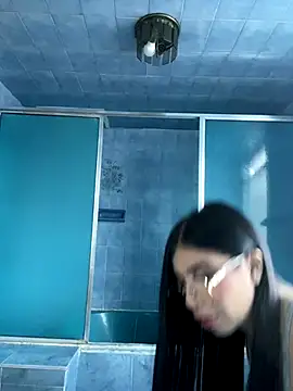 Snapshot of Maddy_Piink chatting on 09/25/25, 10:24 Maddy Piink online show from 09/25/25, 10:24