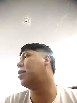 Milky lea online show from 10/15/25, 09:15