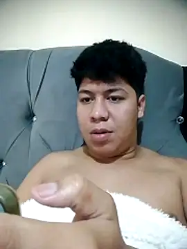 Milky lea online show from 10/24/25, 07:10