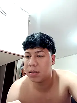 Milky lea online show from 11/28/25, 05:32