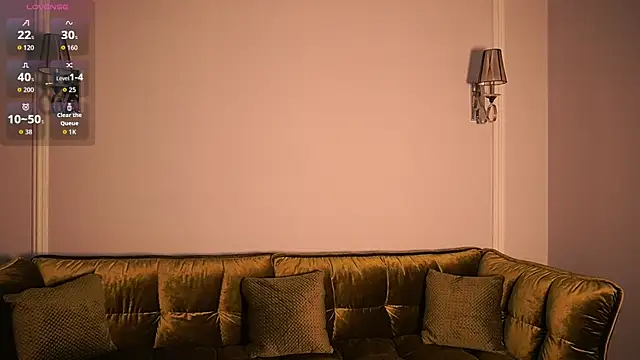 Snapshot of Pixie_Peachh chatting on 11/26/25, 02:40 Pixie Peachh online show from 11/26/25, 02:40