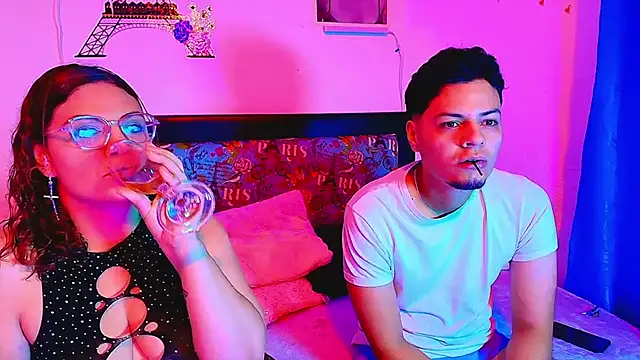 Young and Milf22 online show from 09/21/25, 05:42